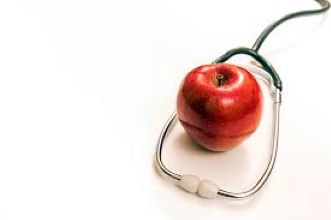 “Apples and Health: Debunking the ‘An Apple a Day’ Myth”